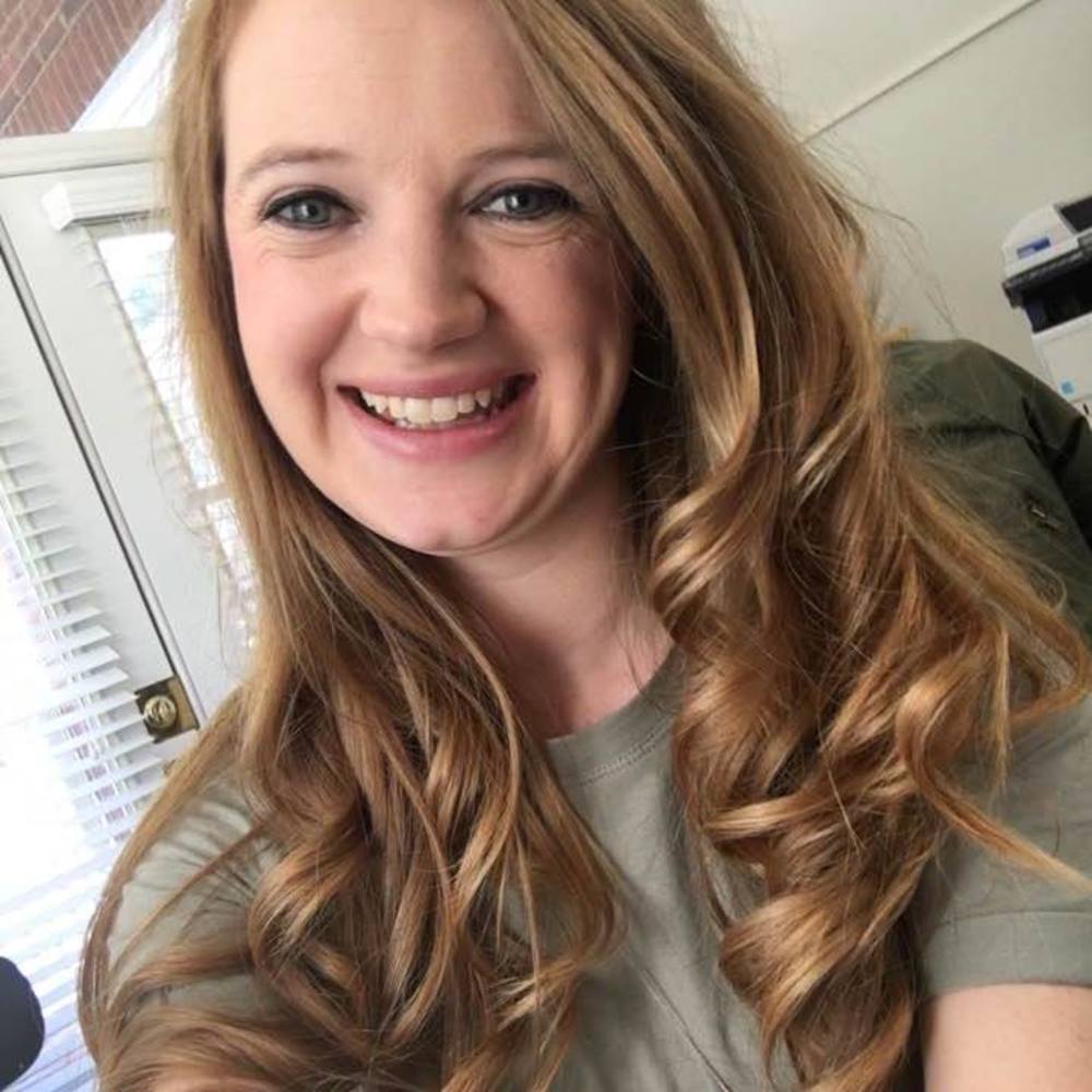 Meet your Posher, Abbie